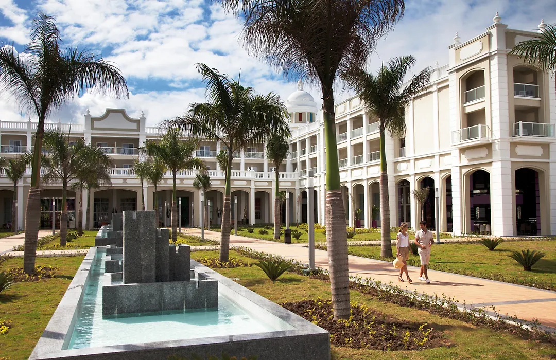 Hotel Riu Palace Bavaro-1